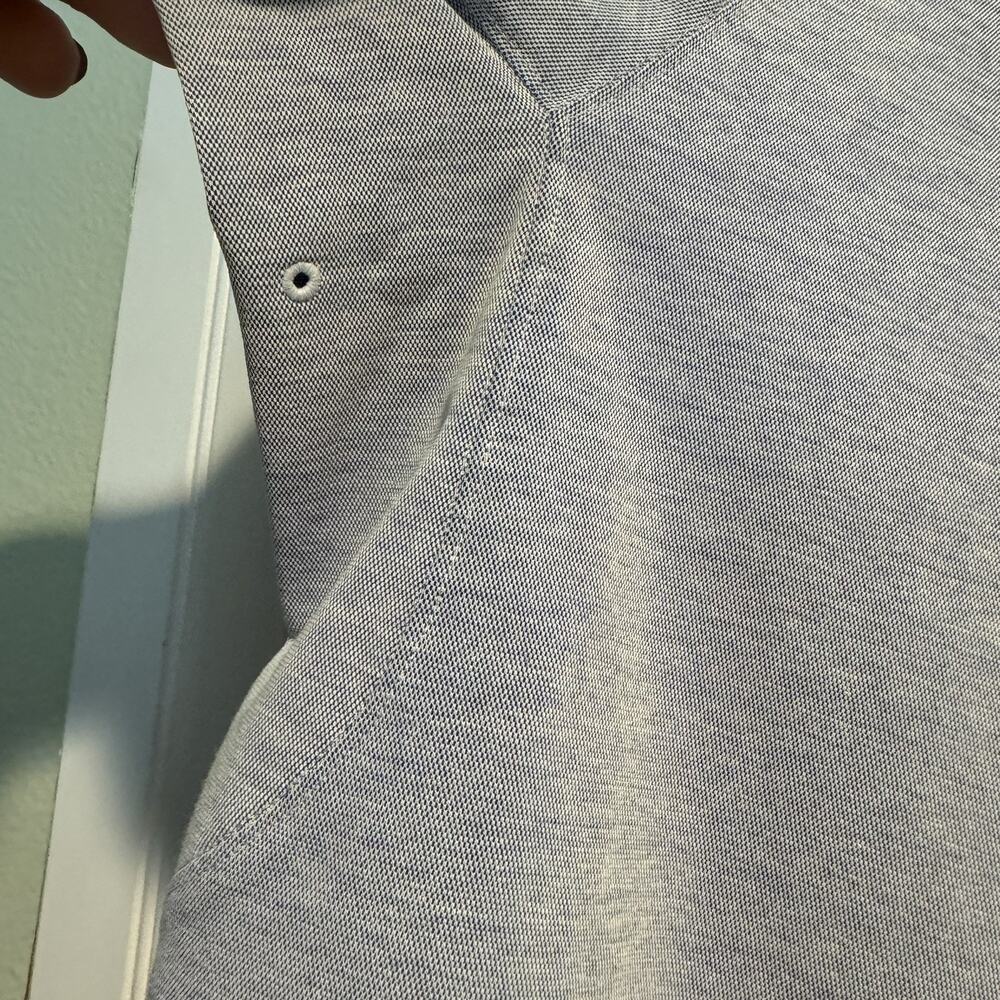 Lululemon Commission Long Sleeve Button Up Qwick Oxford Harbor Blue Mens Large - Picture 4 of 6